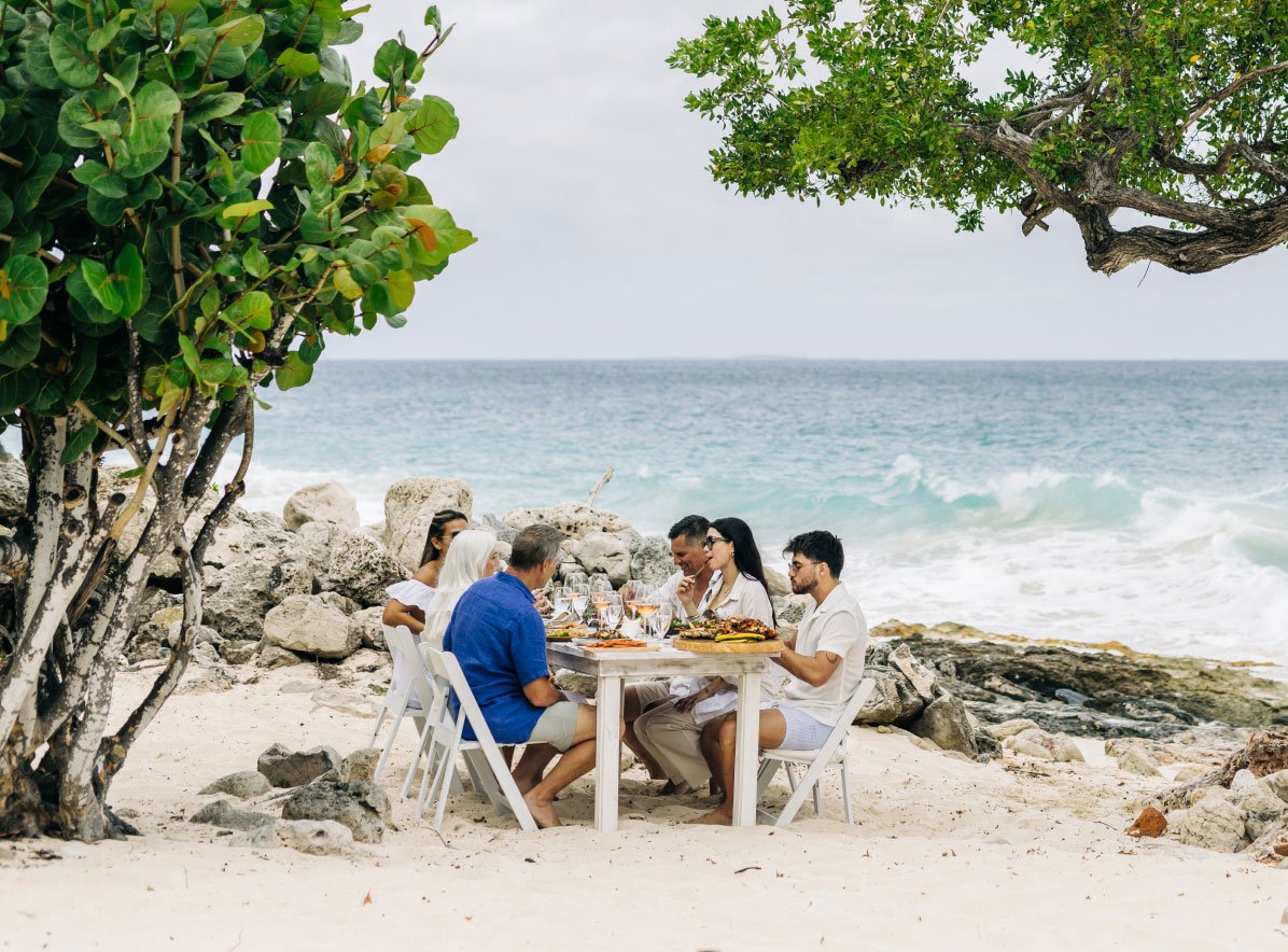 ÀNI Guest Privileges - Private Beach Dining Experience