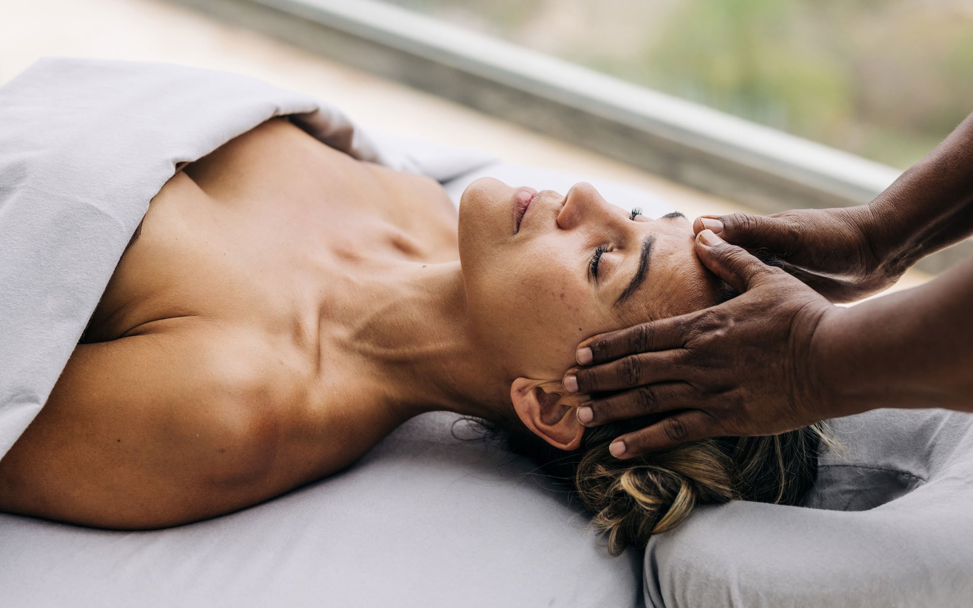 ÀNI Anguilla - Relaxing Head Massage