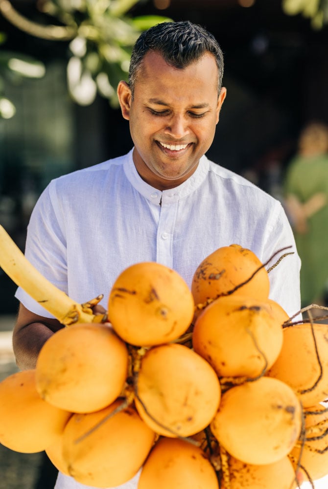 ÀNI - Coconuts