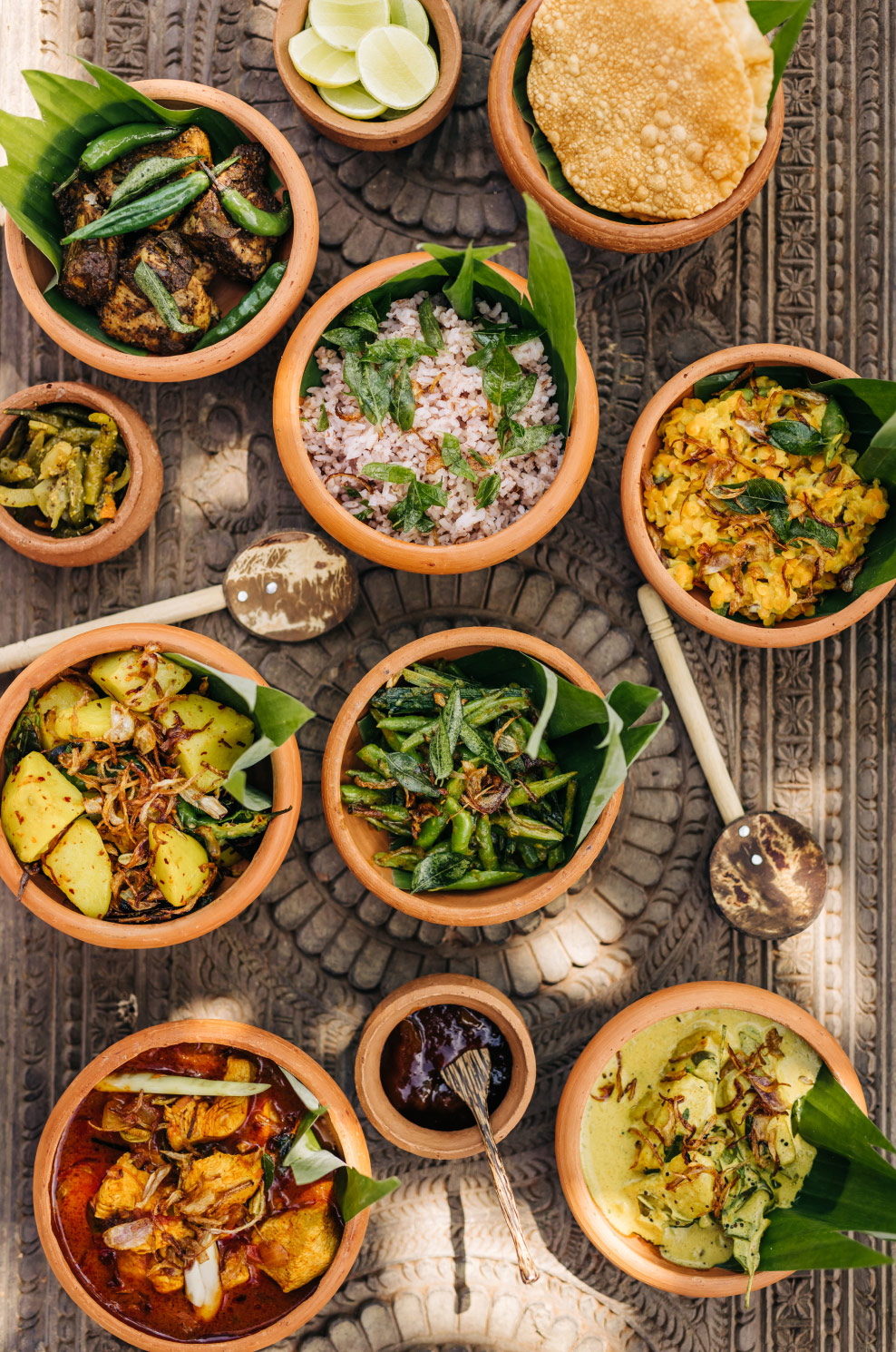 Ani-Sri-Lanka_dining_sri_lankan_dishes